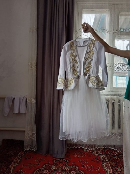 Платья в отличном состоянии