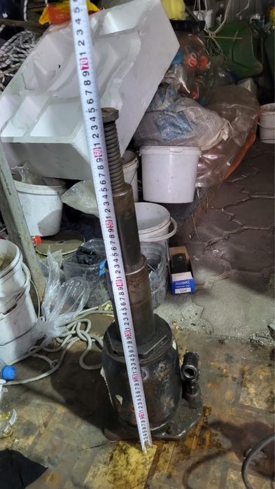 Продам домкрат для грузовых