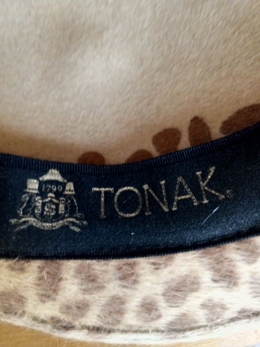 Женская кепка 3000