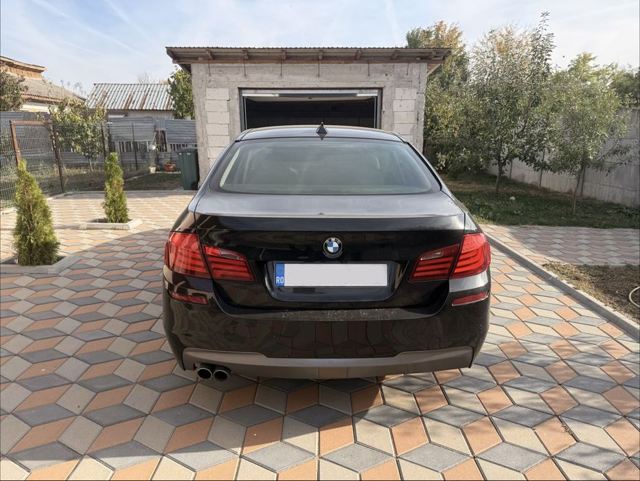 BMW Seria 5 F10 / 530 D /