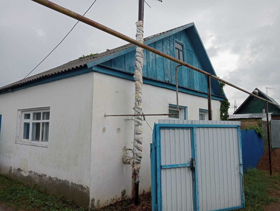 В р-не Шолохова недорого продается дом с баней и с землей 10 соток
