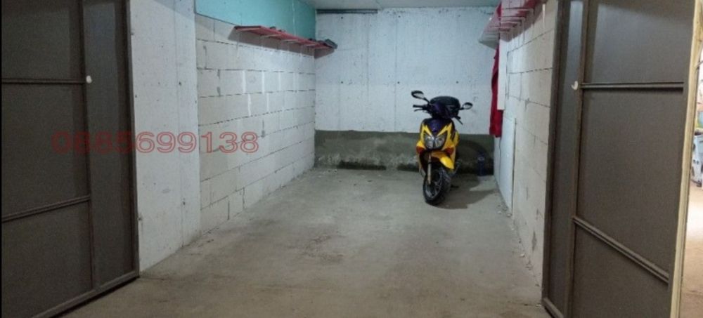 Дава се под наем Гараж / Паркомясто в София, Люлин 4 - 15 кв.м за 119.34 € - Снимка #2