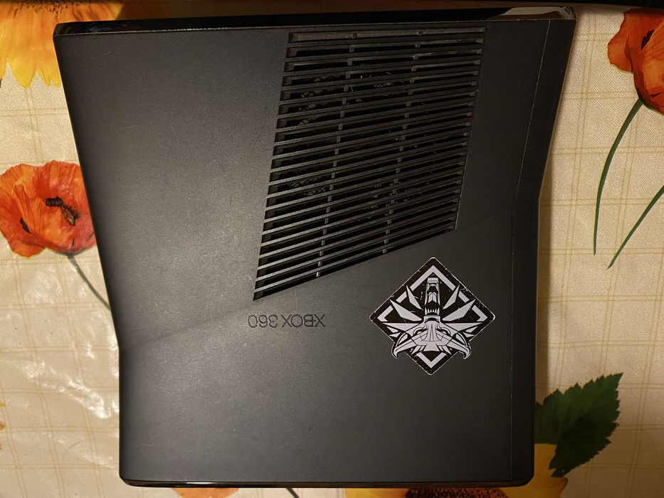 Vand xbox 360 urgent ‼️Negociabil