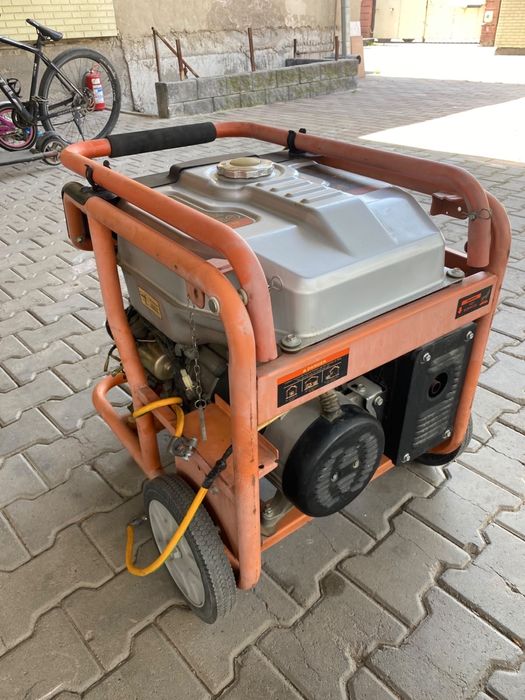 Продам генератор 6,5