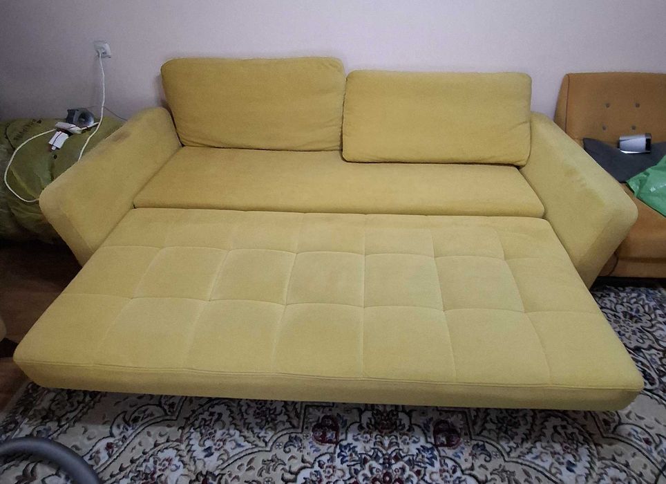 Современные диван и кресла