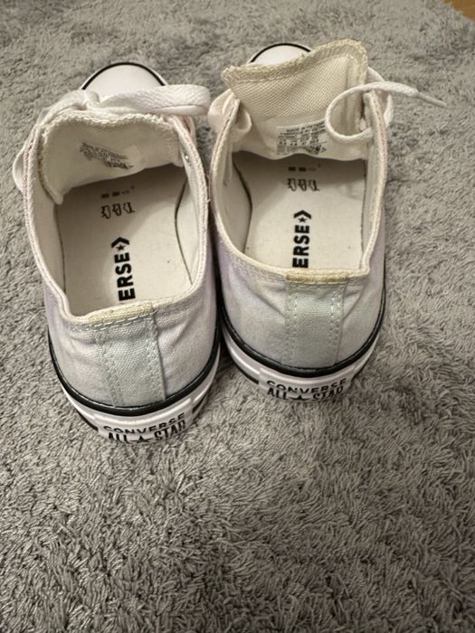 Converse Chuck Taylor dama, model degrade