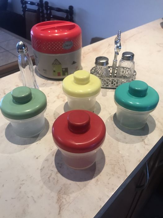 Канчета за храна; Лот за подправки + подарък