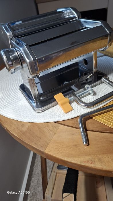 Mașina de facut taietei