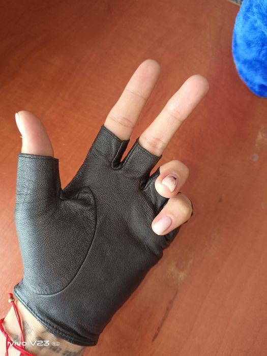 Перчатки укороченные