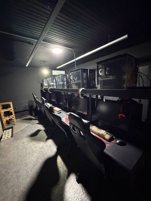 Гаме клуб,компьютер хона сотилади 50 штук  компьютер есть ...