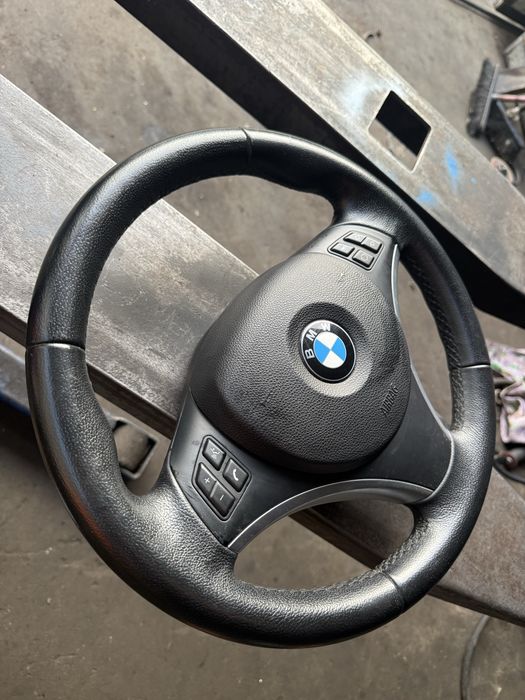 Volan Sport BMW E90 E91 E87 E84