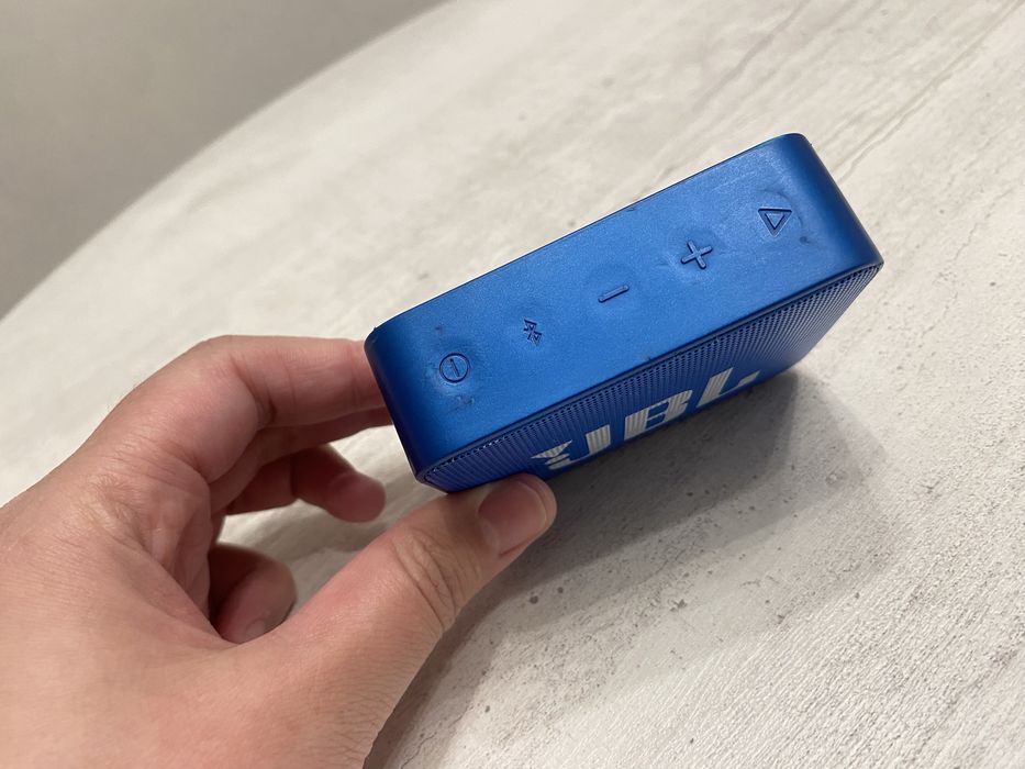 Jbl колонка в синем цвете