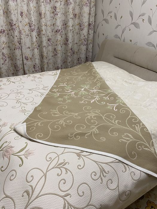 Продам плед на кровать