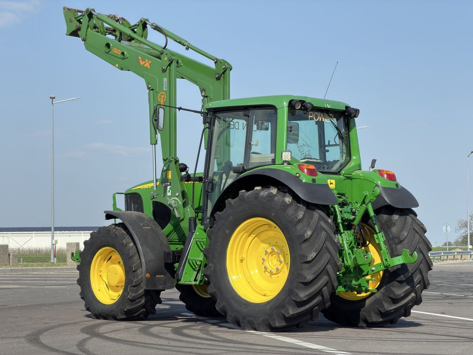 Tractor John Deere 6920 S Premium de 165 cp Incarcator Hauer VX 150 Case Claas New Holland Fendt Deutz John Deere 6930 6830