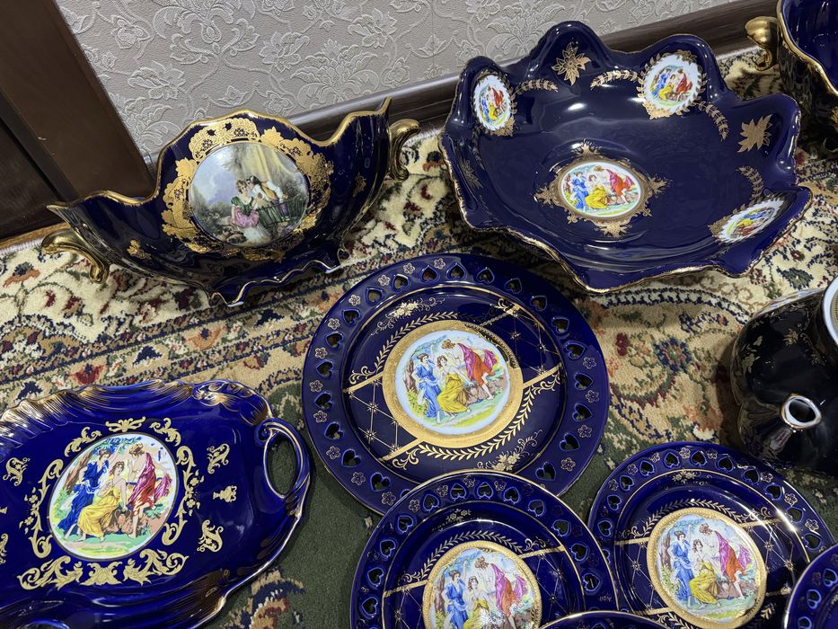 комплект посуды мадонна