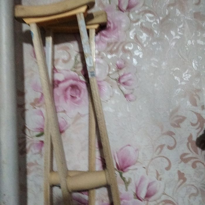 Костыль деревянный