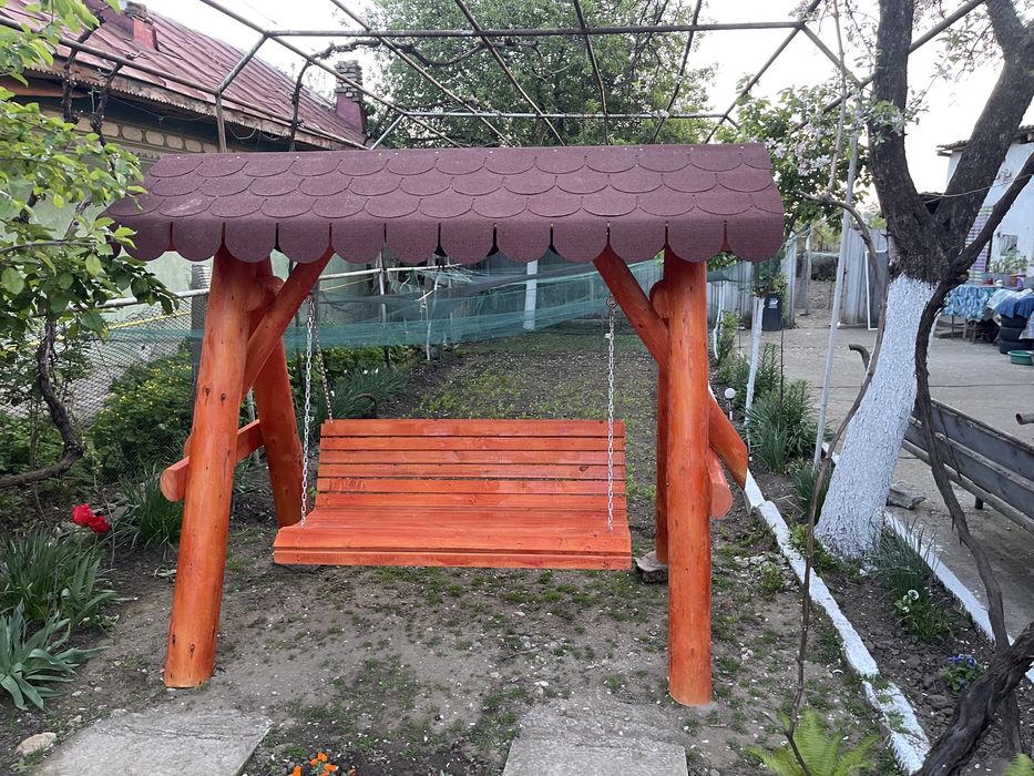 Leagăn  din lemn masiv / balansoar