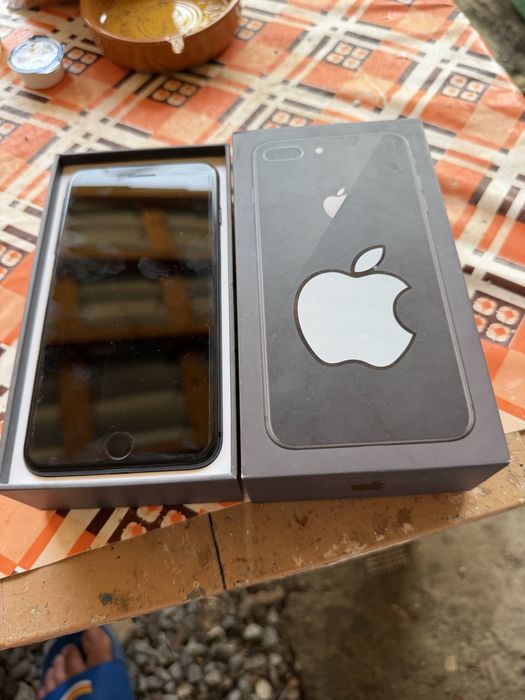 iphone 8 plus ..
