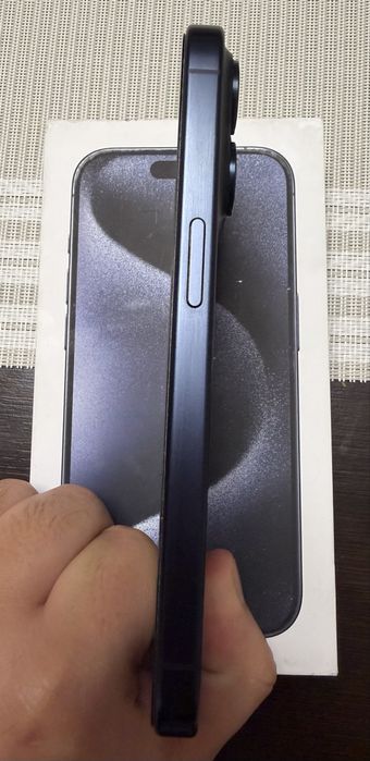 iPhone 15 Pro 128 GB Blue Titanium