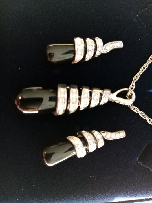 Колие и обици Сваровски - ЧЕРЕН ОНИКС