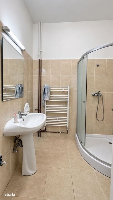 Apartament cu 1 cameră de închiriat – Complexul Studențesc