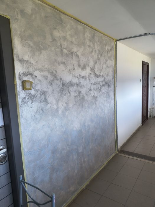 Lucrez la Domiciliu cu Vopsea Decorativa