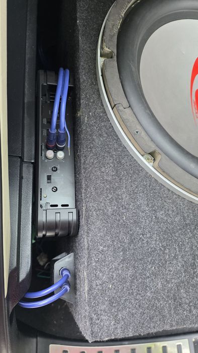 Бас каса Alpine 15 Type R 1500W с усилвател 3000W и контрол