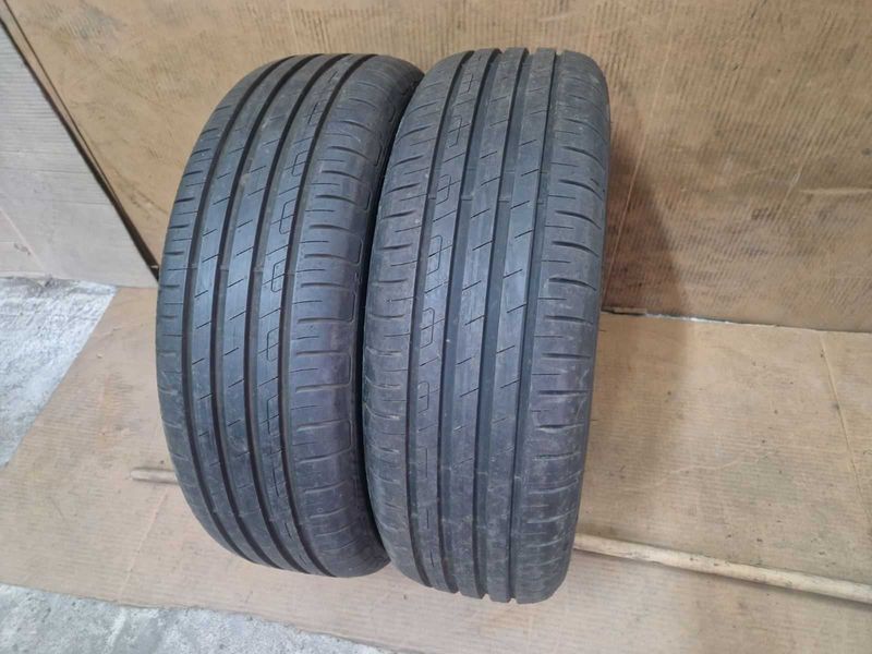 2 Goodyear R16 205/60
летни гуми
DOT4122