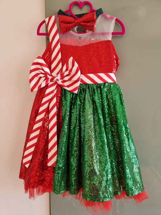 Детски коледни рокли в червено и зелено с диадема