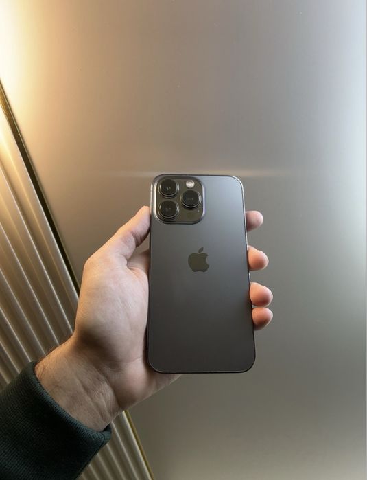 Айфон 13 про Без ремонта