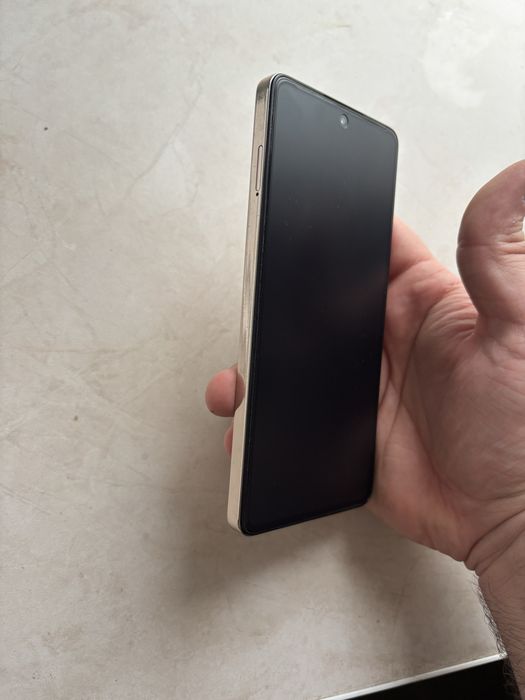 Infinix Note 30 Pro в идеальном состоянии