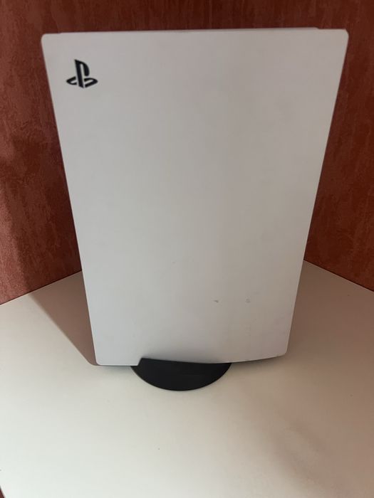 Продам ps5 за 160,000 тг