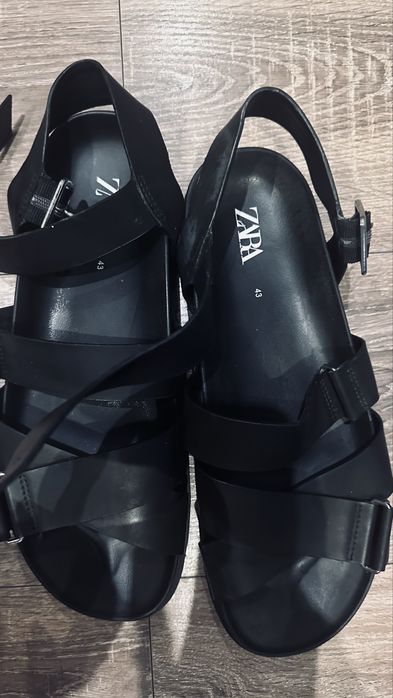кожени сандали Zara