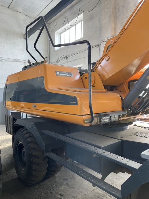 Экскаватор Jonyang 210E