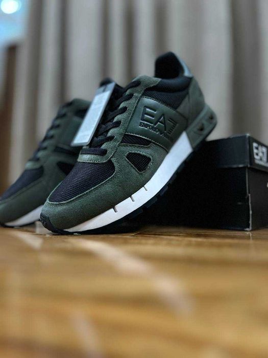 EA7 Emporio Armani мужские кроссовки Размер 40.5, 42.5