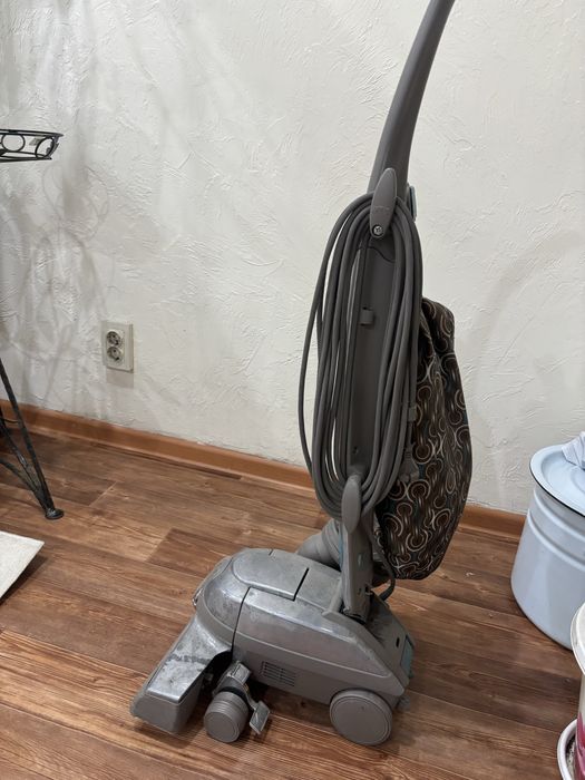 Срочно продам пылесос