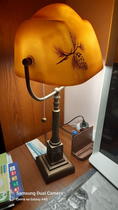 элитная настольная лампа