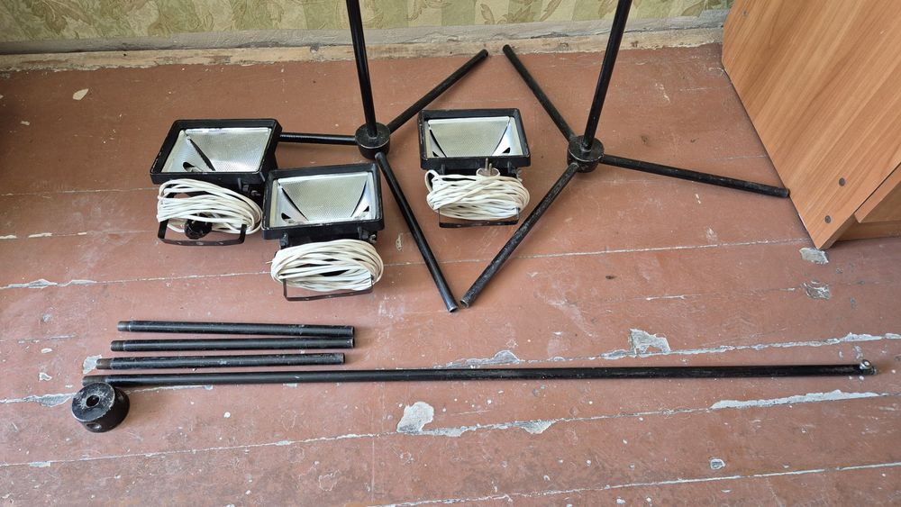 Продам стойки со светом