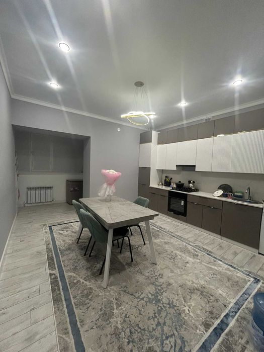 Продам 2х комн кв Батыс