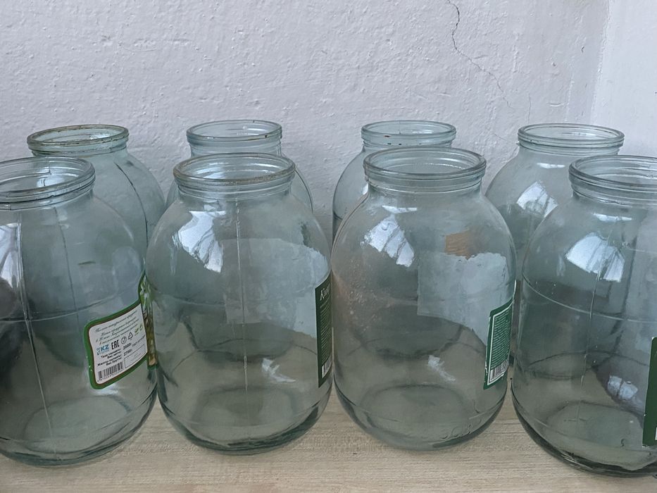 Продам банки 1,2л