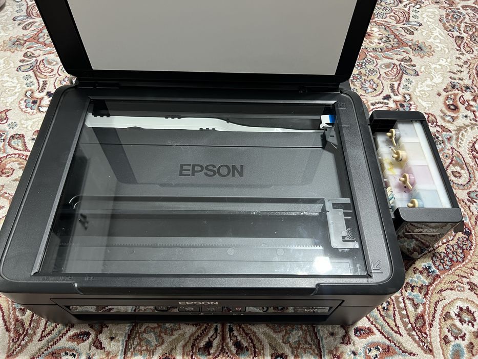 Принтер цветной Epson L222