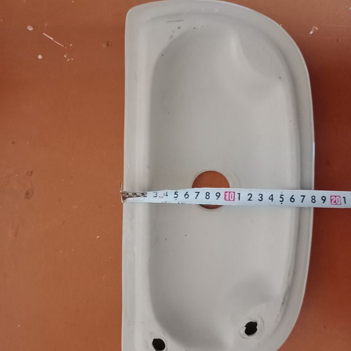 Крышка бачка бочка унитаза