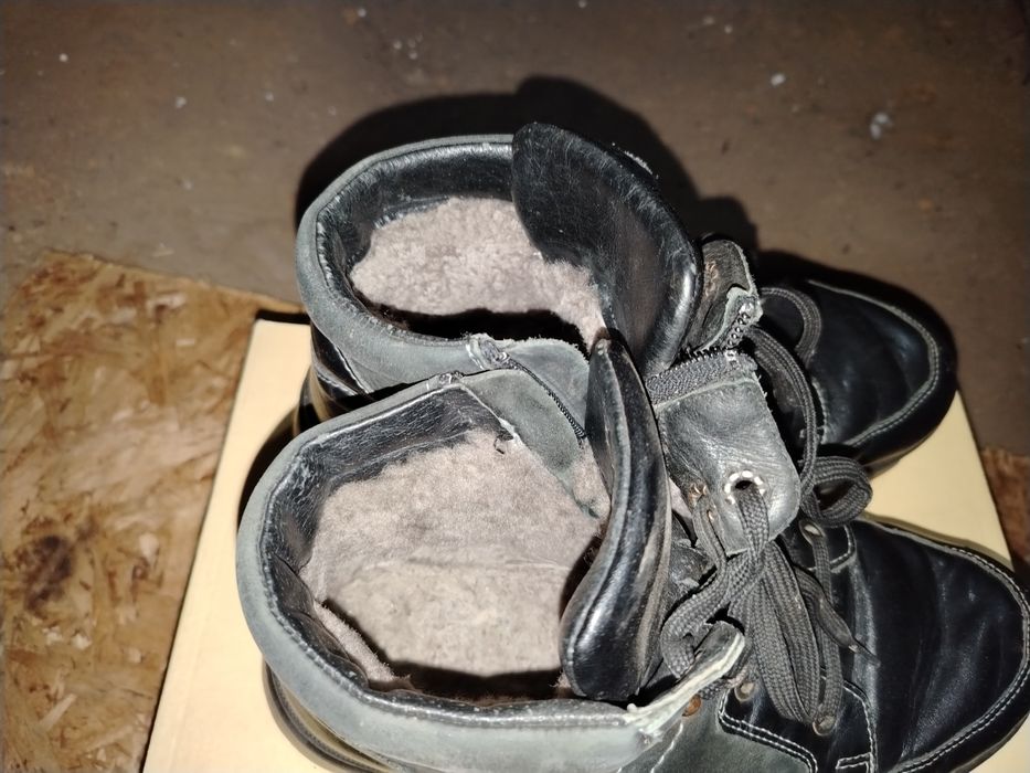 Продам туфли мужские 39р