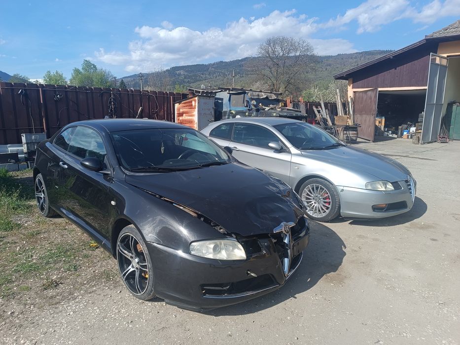 Vând două Alfa Romeo GT