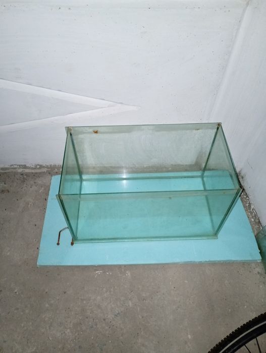 Acvariu fara capac de 60 litri