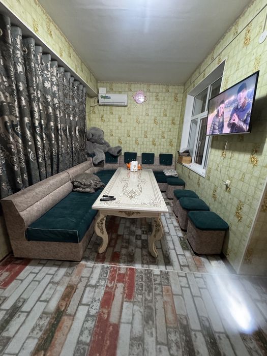 Srochno, 3 xonali kvartira sotiladi. M.Tarobiy kuchasi 109-uy, 4-xona