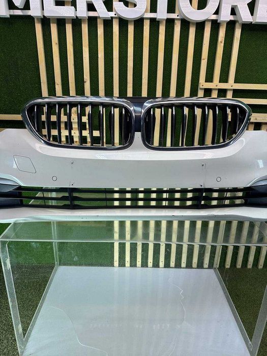 Bara fata BMW G30 simplu