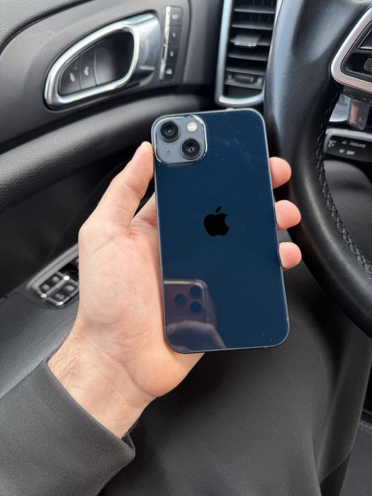Vand iPhone 13 midnight 100% bateria noua originala