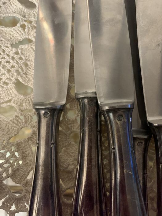 Vand set tacamuri si pahare placate cu argint