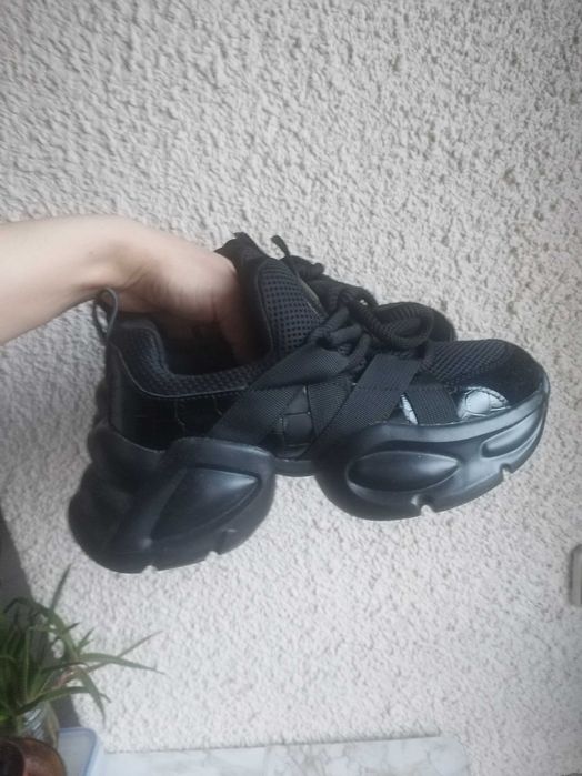 маратонки 41 номер